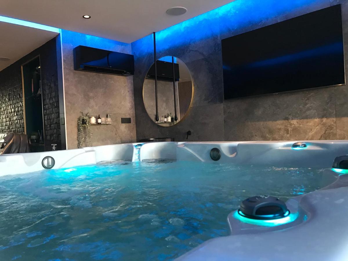 L'Odyssee Spa Seclin Ngoại thất bức ảnh